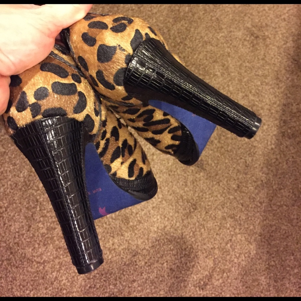 Leopard Print Tassel Booties - image 3